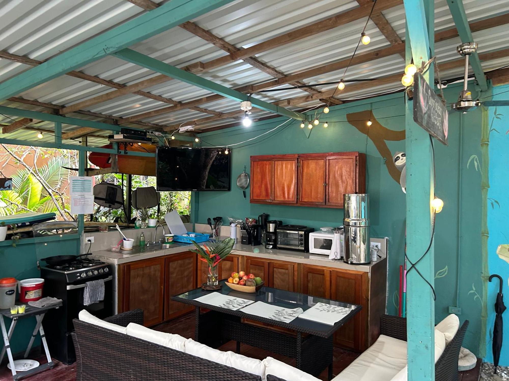 Boutique Rooms River Front At La Junta Dominical Bagian luar foto